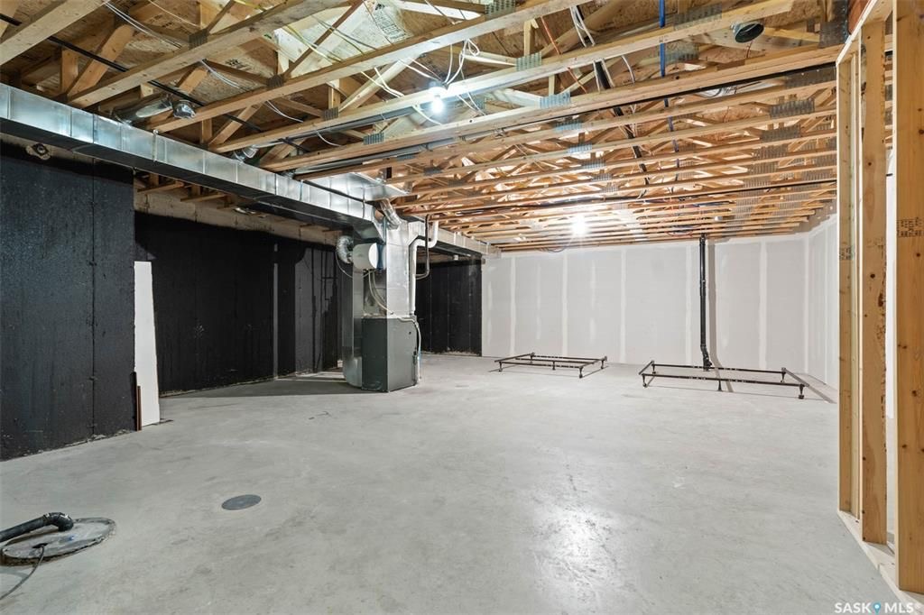 Willowgrove 小区两房一卫带未装修地下室边户联排出售。高档装修，多窗户好采光，开放式设计，竹木地板，厨房大理石台面，现代带阻尼橱柜，不锈钢家电。洗手间瓷砖地板带浴缸。卧室合成板地板。全新刷漆。外带一个室外停车位。小区内有健身房，游泳池等公共设施。位置方便近公园，学校，购 - 22