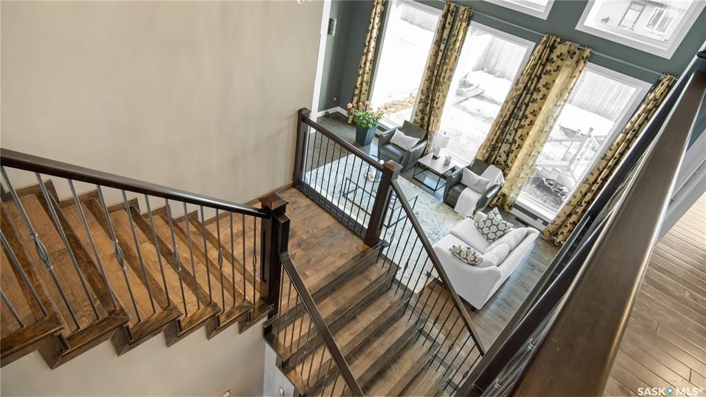 EVERGREEN小区2013年建超大3126尺4房4卫+书房双层独立屋出售。位于安静街区，面朝社区公园。挂牌价格：$899，000。有意请联系地产经盖王睿Gary Gai 3063413677 微信：gary3677网站：garygai.com. - 6