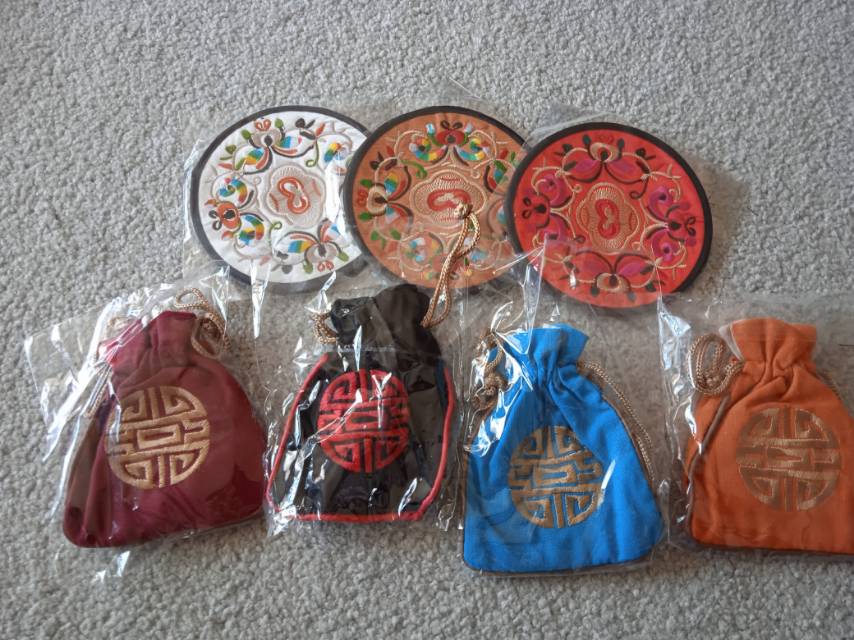 精致桌垫十荷叶包