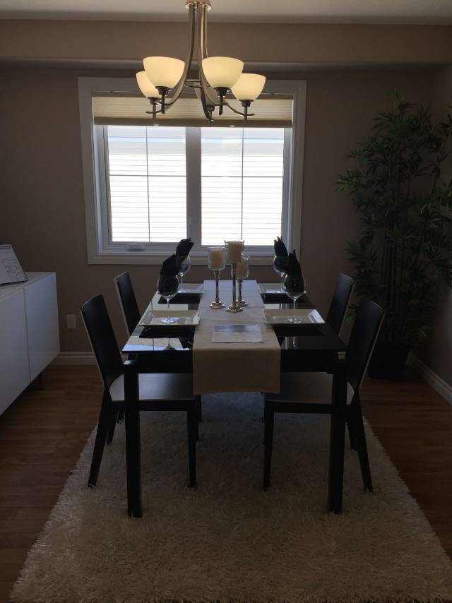 Stonebridge 豪华1700尺townhouse出租 11月初可入住 - 3