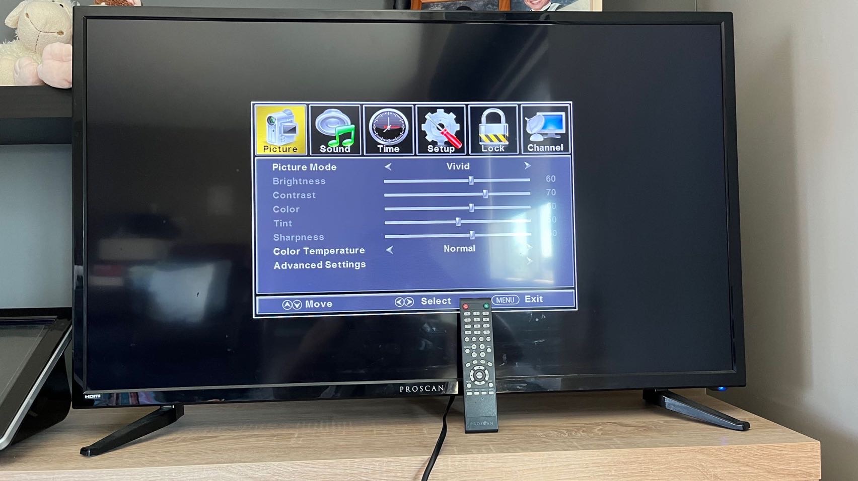 40“ LED 电视