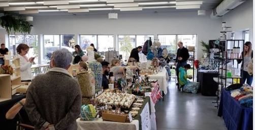 12月14日Etsy 萨斯卡通冬季市场