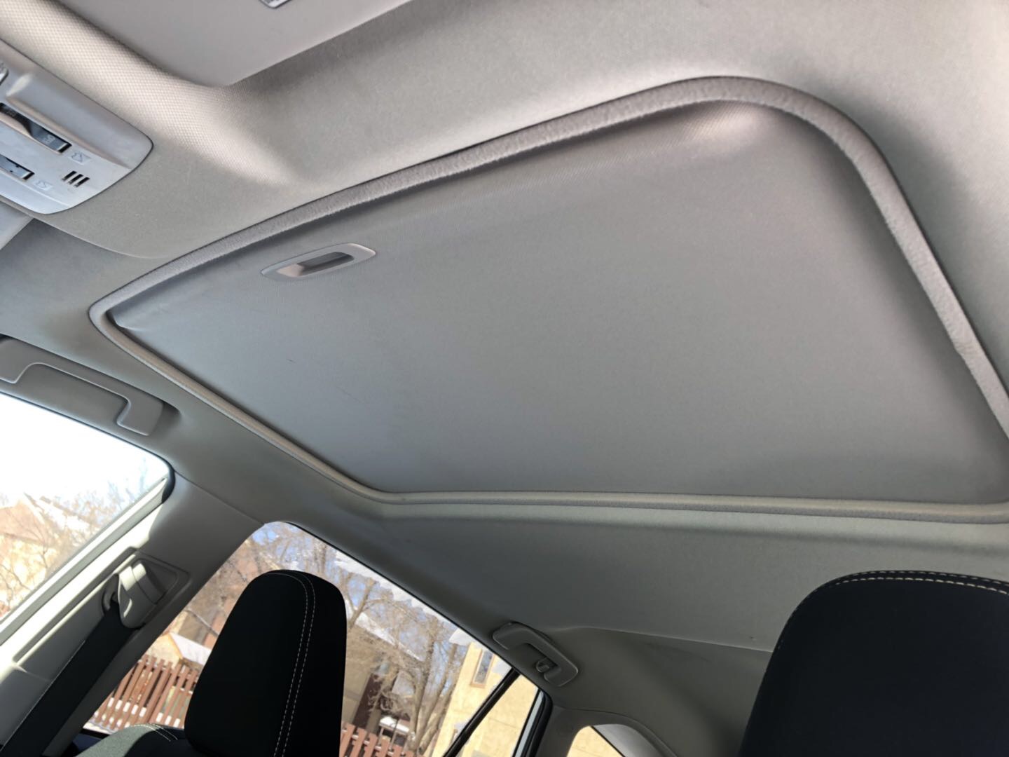 2014年RAV4 11.9km, 银色，带天窗，行李架，行车记录仪，倒车影像，出售，联系电话3064710687 - 5