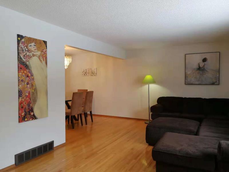 丘吉尔中学对面Brentwood独立屋出租 - 2