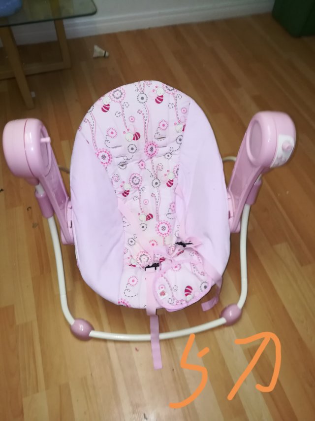 单人床及床垫120刀，其他一些便宜转让。