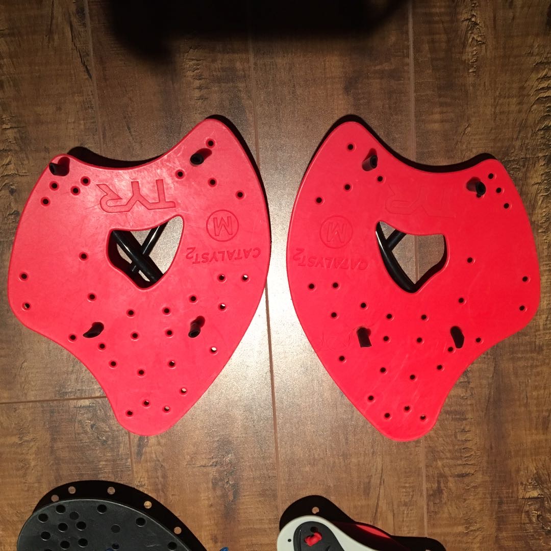 TYR swimming paddles - 2