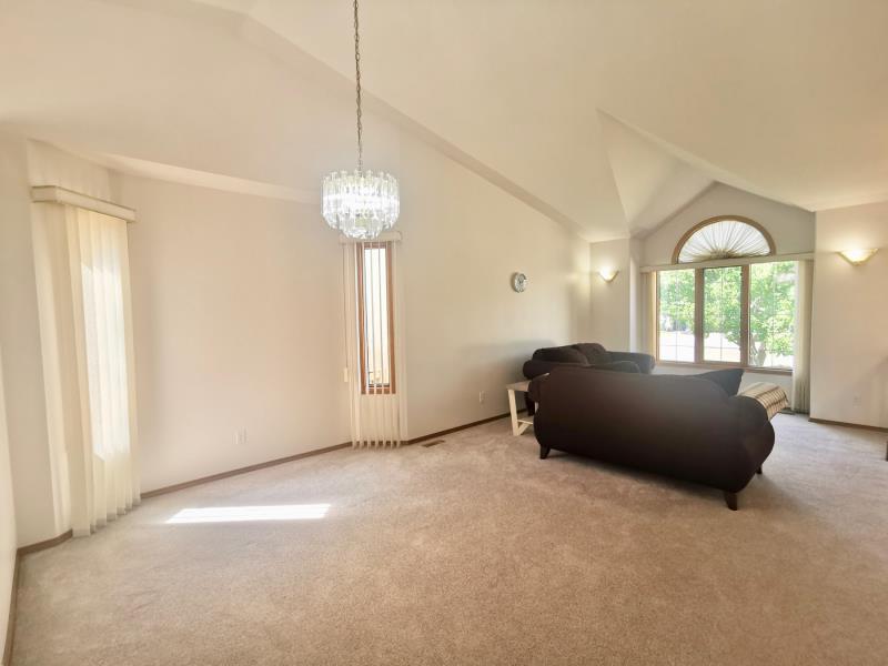 林与唐地产，Briarwood社区 4室3卫 独栋出售 要价$45.49万 - 4