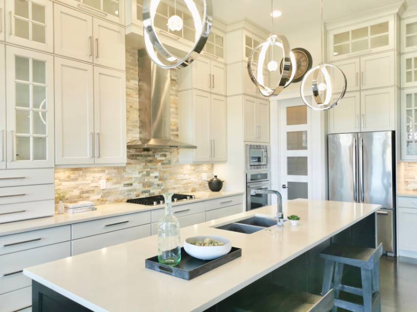 林与唐地产，总占地约2000平方米，居住面积近4000尺，4室4卫3车库，步出式地下室豪华独栋别墅 - 5