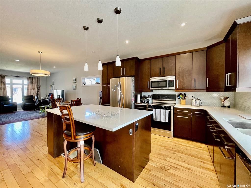 【萨屯房源】Willowgrove社区独栋出售，2010年建，1386尺的平层，5房3卫，地下室已装修，连体双车库，挂牌价$549,900. - 5