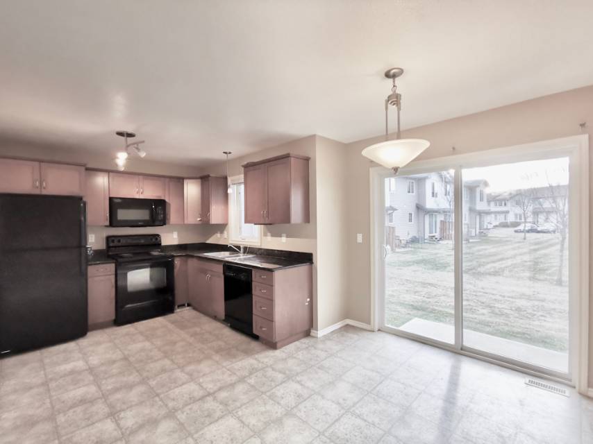 Lakewood社区|2007年的3室2卫1123尺双层联排出售|挂牌价$214,900 - 6