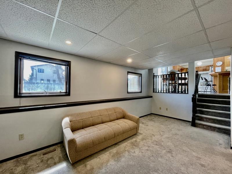 林与唐地产团队，Erindale学区好房出售，挂牌价$415,000 - 7