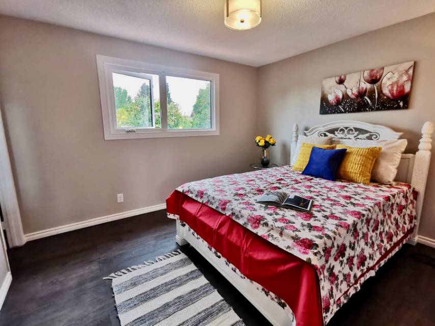 林与唐地产，Wildwood社区，4室3卫，全新装修四层错层结构独栋出售！ - 4