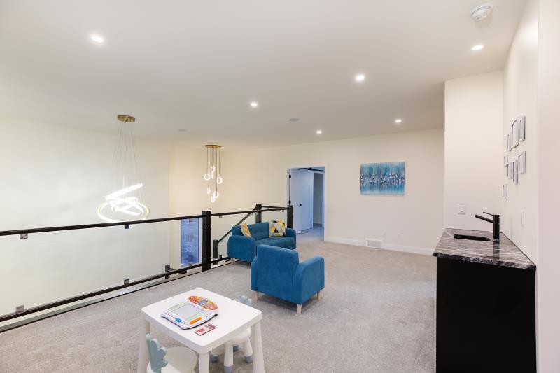 林与唐地产，Aspen Ridge社区2020年新建2531尺双层独栋出售，挂牌价$68.9万 - 8