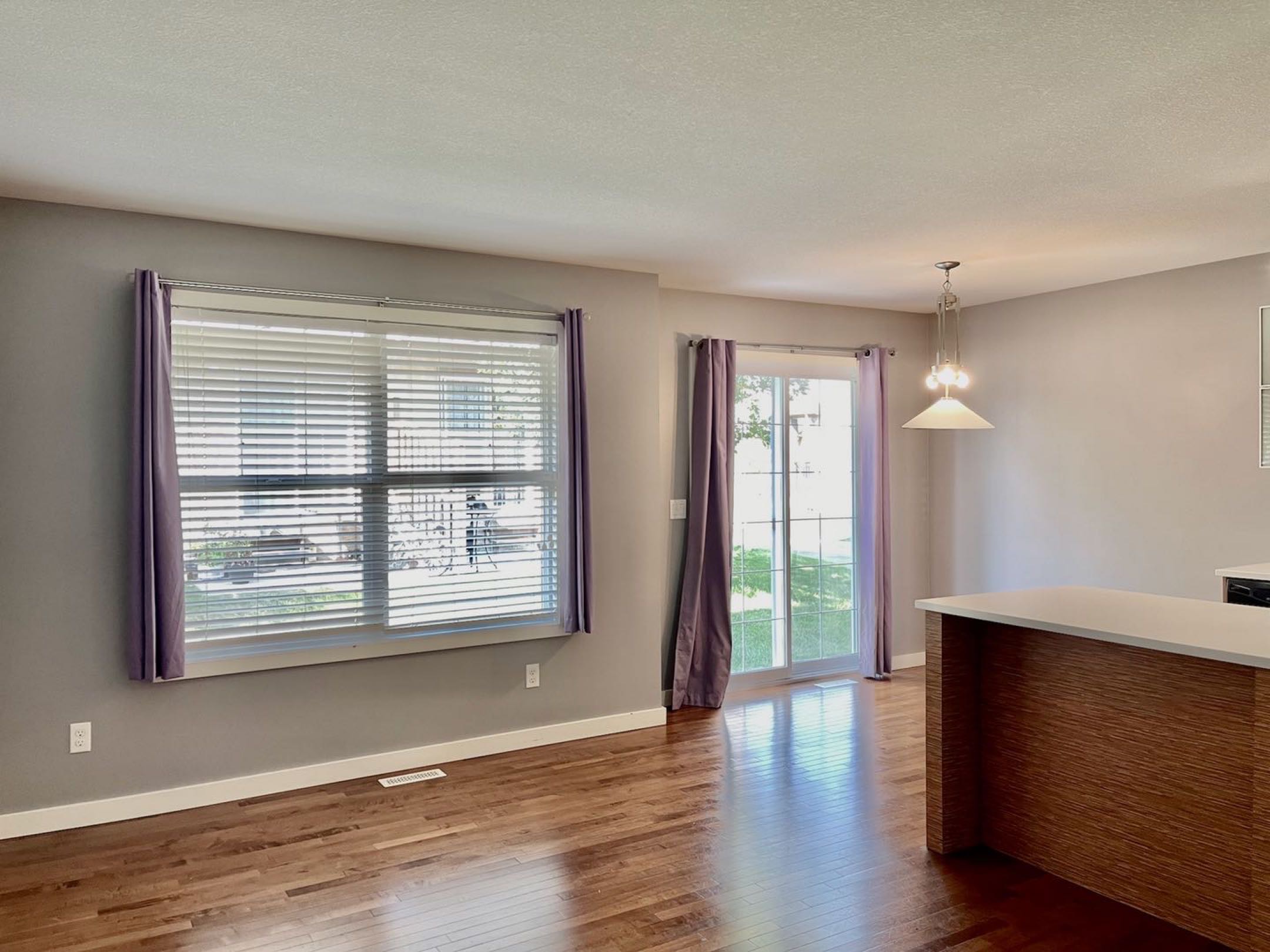 林与唐地产，Stonebridge小学旁、边套联排出售！ - 7