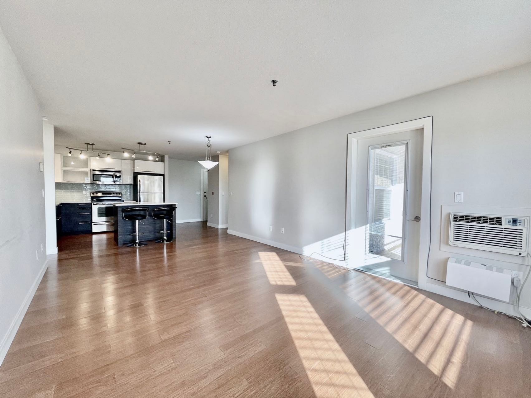 【林与唐地产团队】萨斯卡通Stonebridge社区两室公寓出售 - 6