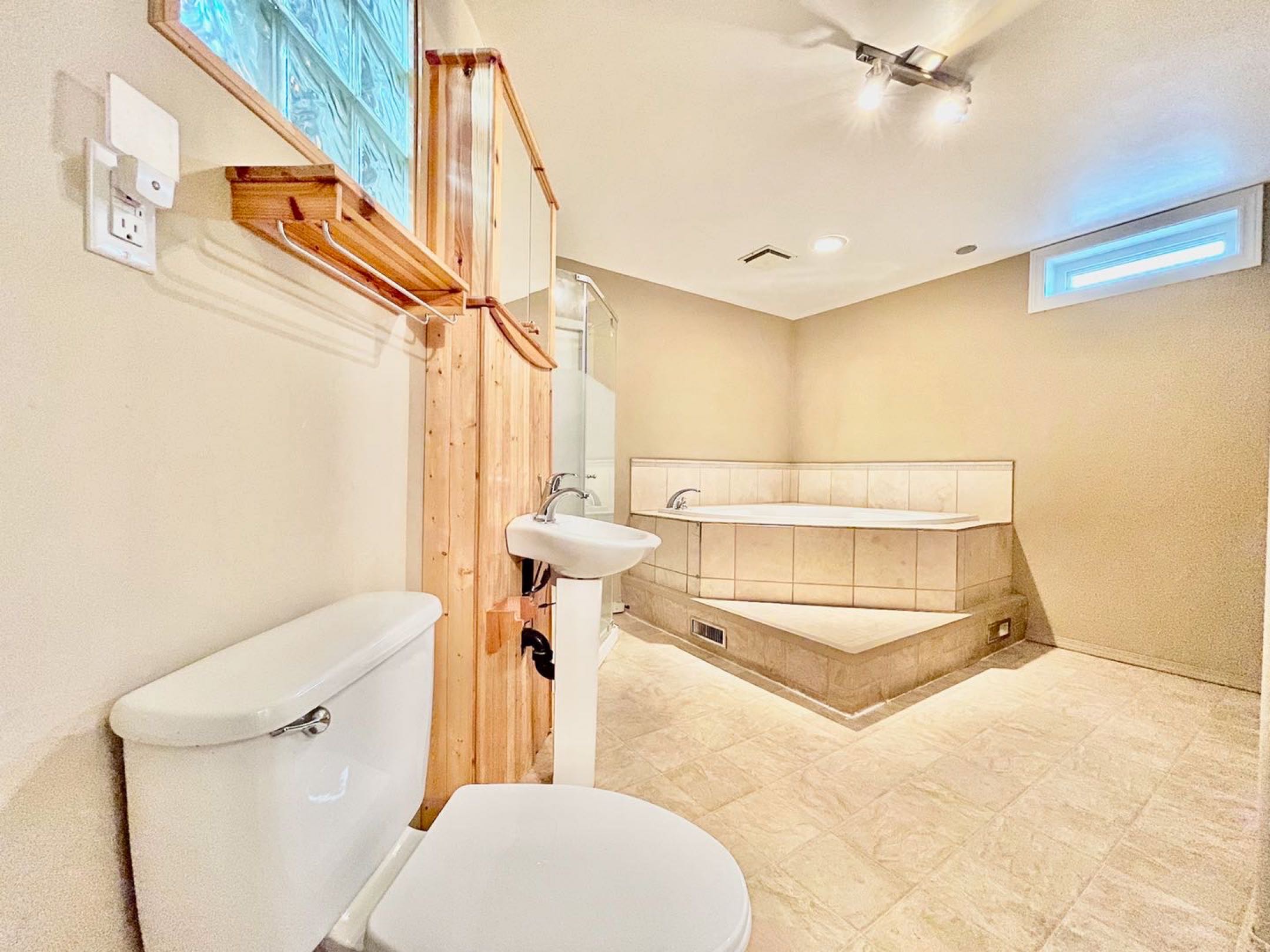 林与唐地产，Greystone Heights社区好房出售！ - 9