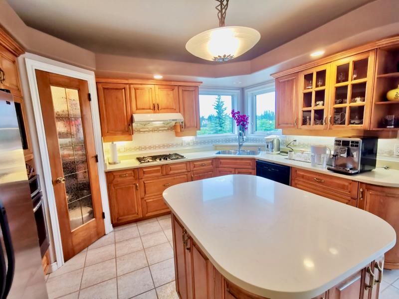 林与唐地产：Arbor Creek社区，湖景+步出式地下室，4房4卫独立屋出售，挂牌价$66.9万 - 5