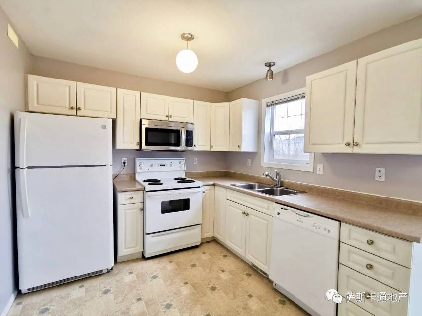 Lakewood社区，3室2卫联排，地下室已装修，仅售$21.49万，林与唐地产 - 4