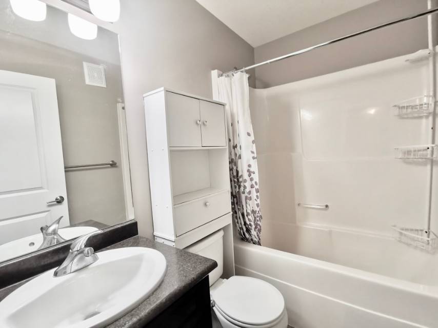 林与唐地产，Martensville小镇|3室1卫双车位|高性价比联排出售|挂牌价$179,900 - 7