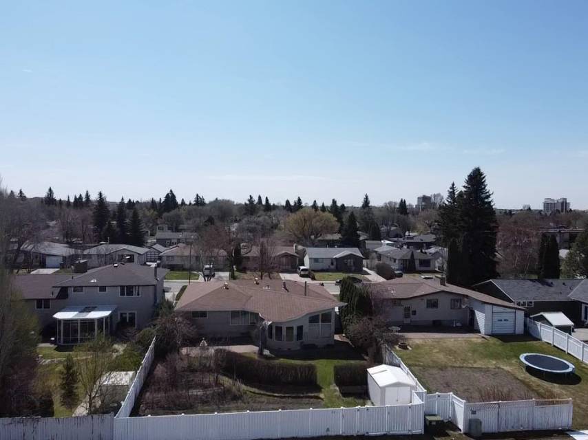 萨斯卡通Brevoort Park社区，新上市独栋挂牌出售！林与唐地产 - 8