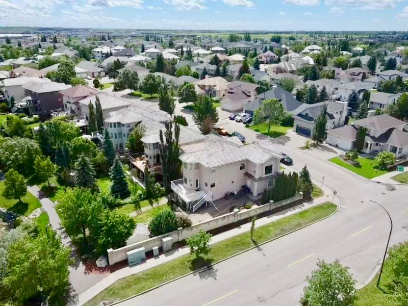 林与唐地产：Arbor Creek社区，湖景+步出式地下室，4房4卫独立屋出售，挂牌价$66.9万 - 3