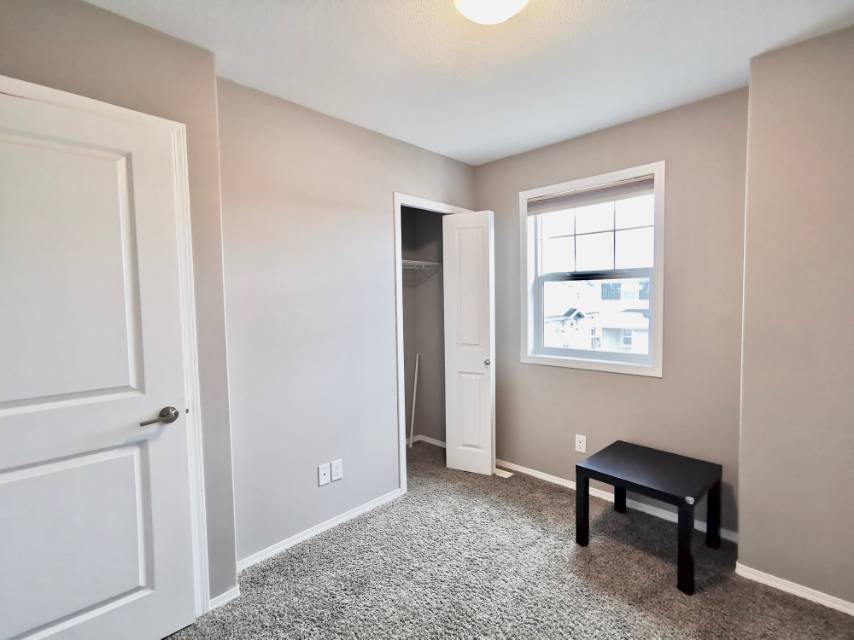 林与唐地产，Martensville小镇|3室1卫双车位|高性价比联排出售|挂牌价$179,900 - 6