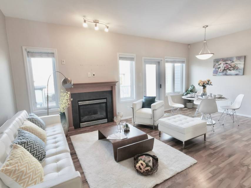 林与唐地产，高性价比|Willowgrove社区|3室2卫单车库|近小学联排出售|挂牌价$289,900 - 3