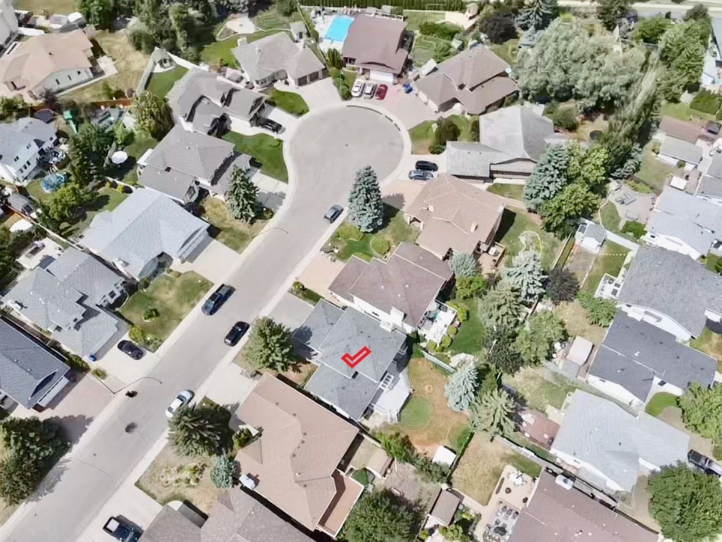 林与唐地产，Lakeridge高收入社区，钥匙扣位置，近2000尺双层独栋出售，5房4卫双车库，挂牌价：$549,900 - 2