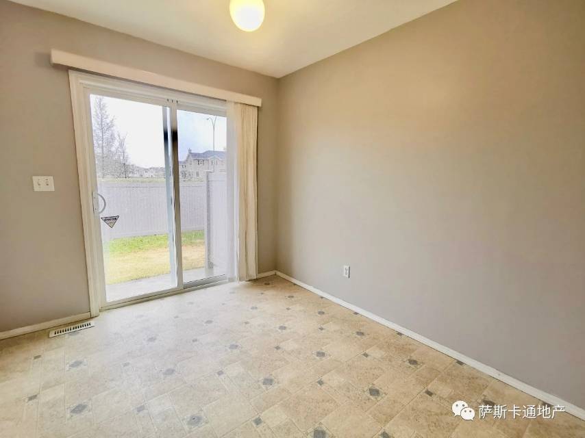 Lakewood社区，3室2卫联排，地下室已装修，仅售$21.49万，林与唐地产 - 5