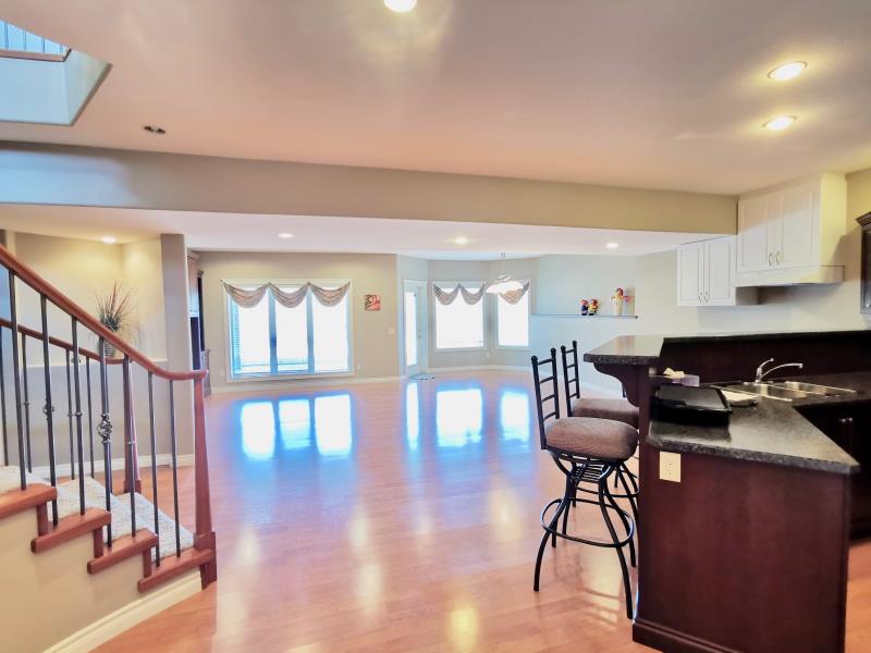 高档独立屋挂牌出售--Briarwood社区 - 7