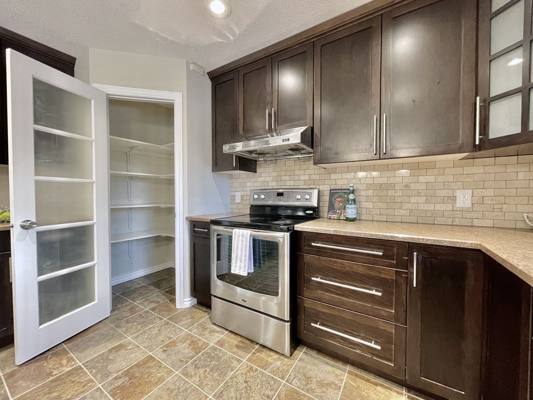 【萨屯房源出售】Lakeview小学对面1735尺5房独栋出售！ - 5