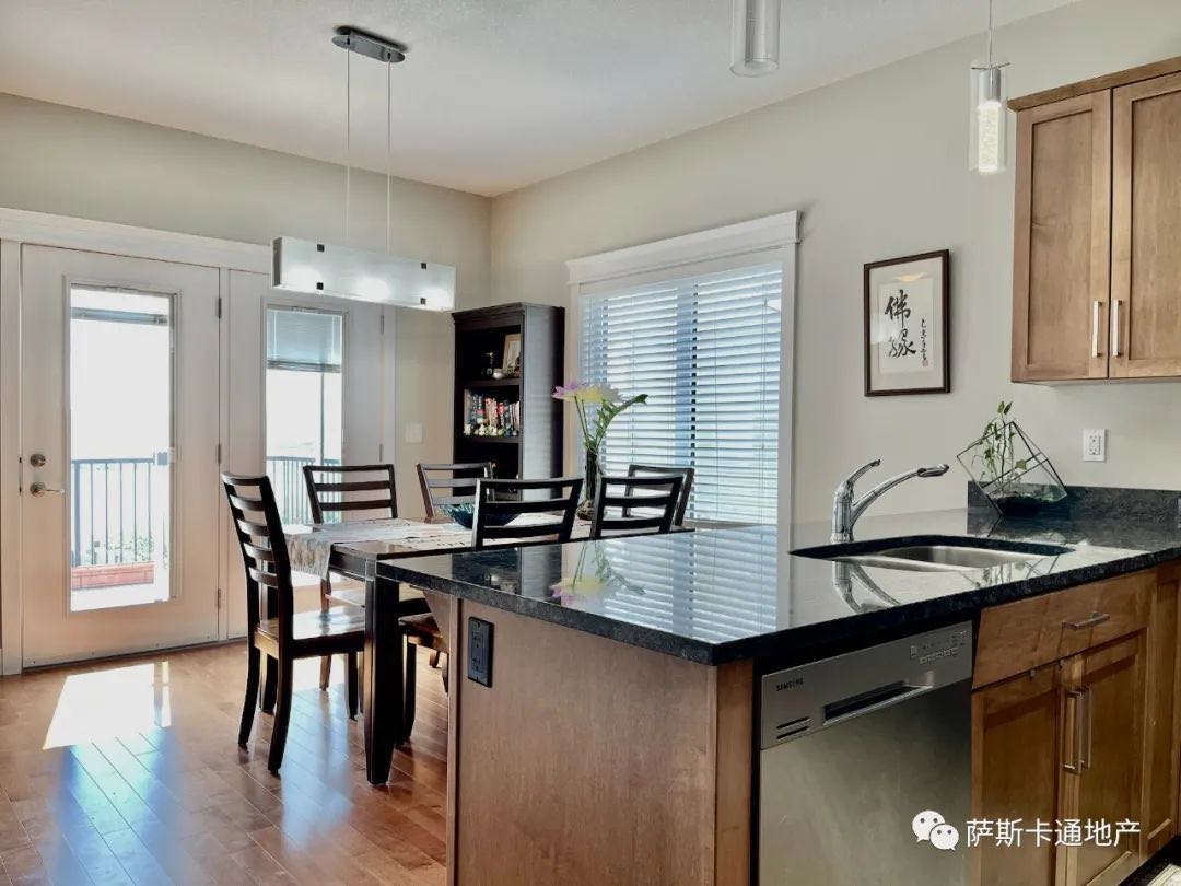 Stonebridge湖景别墅，Walkout步出式地下室，800米步行至小学, 6室4卫双厨房！挂牌价$798,000 - 8