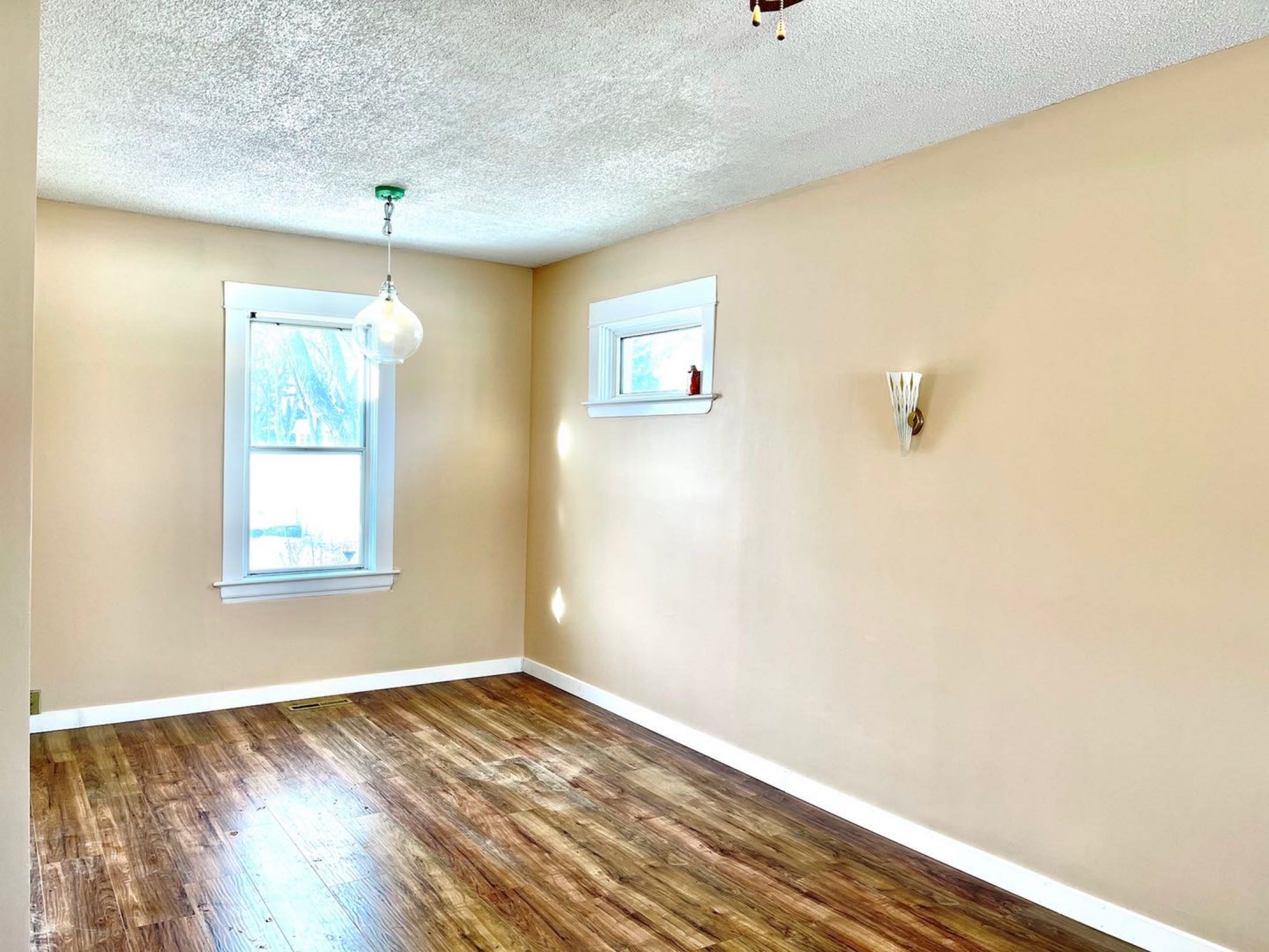 林与唐地产，Buena Vista社区投资房|总占地4049尺单层独栋出售|挂牌价$21.99万 - 4