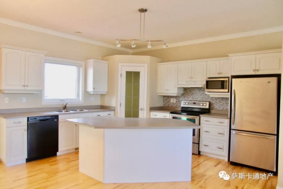 Briarwood社区1418尺 Bi-level 5房3卫独立屋出售，林与唐地产 - 5