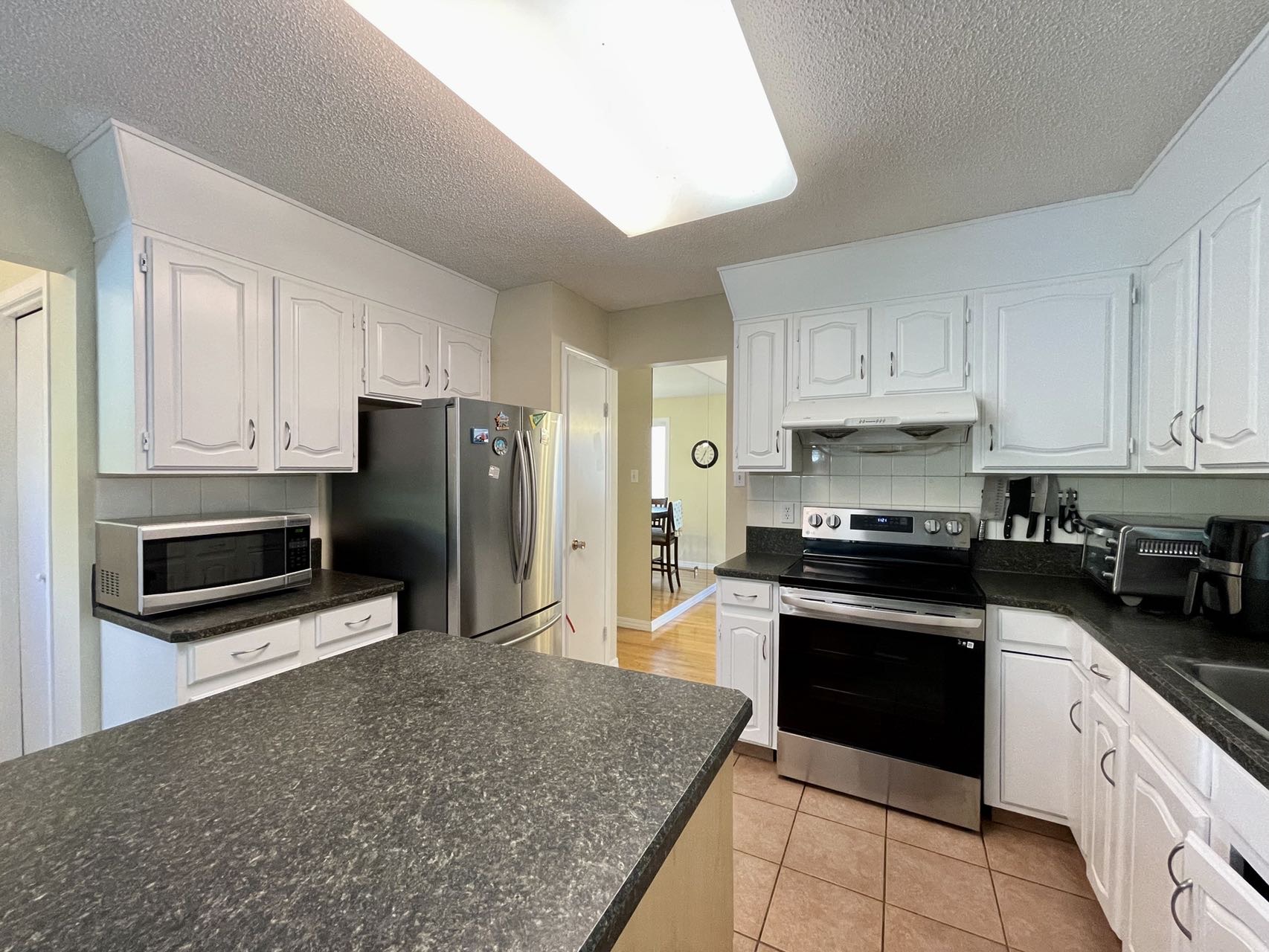 Lakeview社区，1581尺5房3卫大平层独立屋出售。 - 6