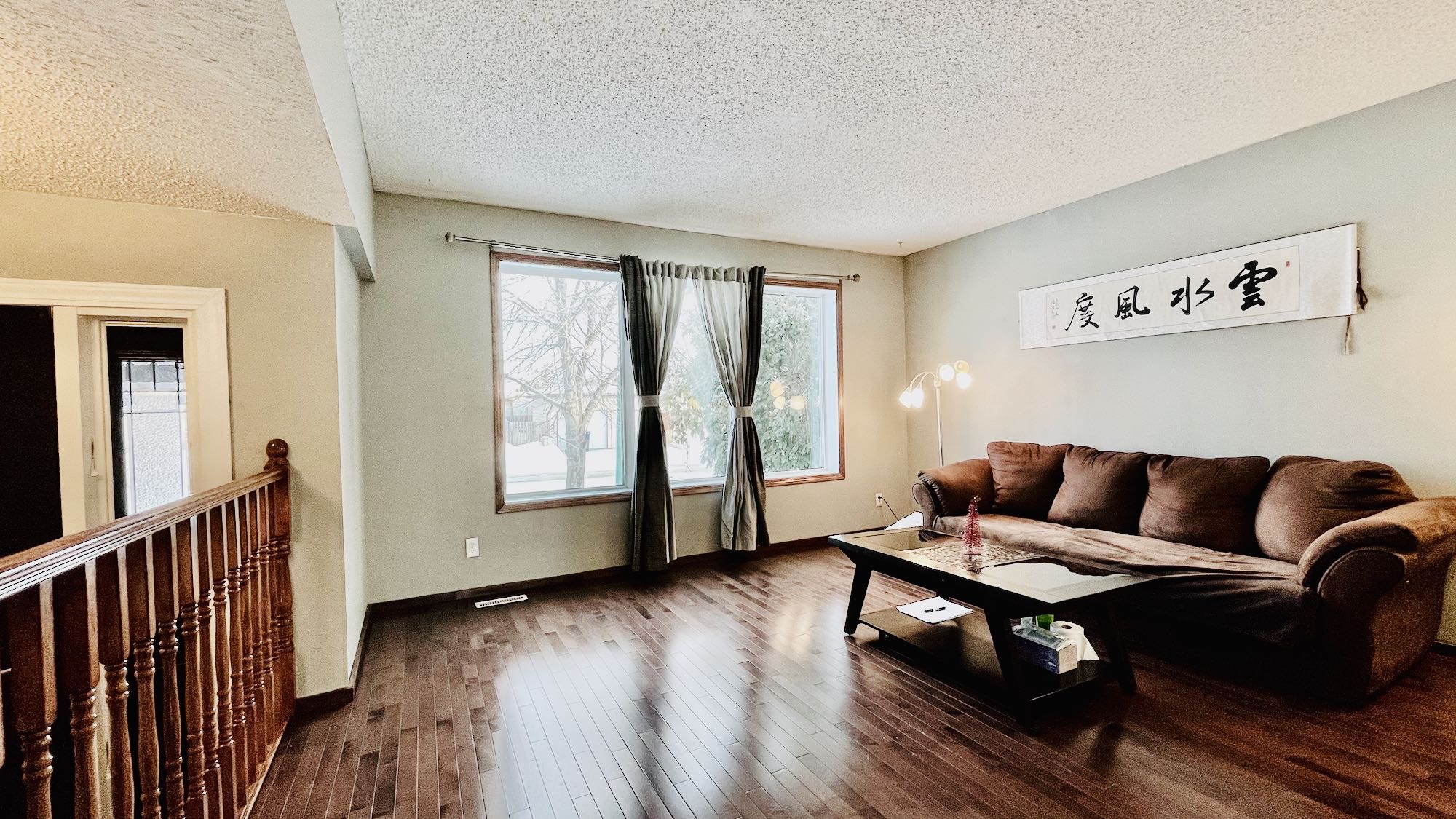 林与唐地产，Forest Grove社区|高性价比|1688尺4房4卫双车库|两层错层独栋出售|挂牌价$41.99万 - 3