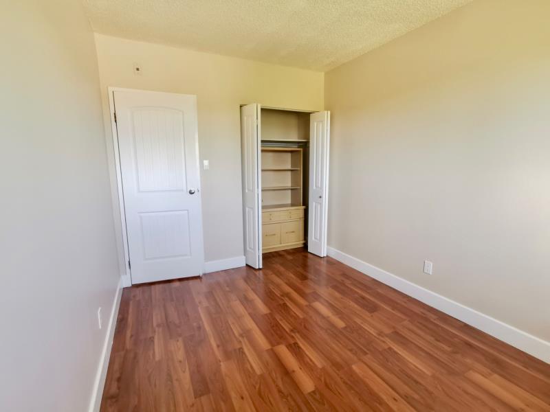 林与唐地产，Massey Place社区 2室1卫公寓出售 要价$11.99万 - 9