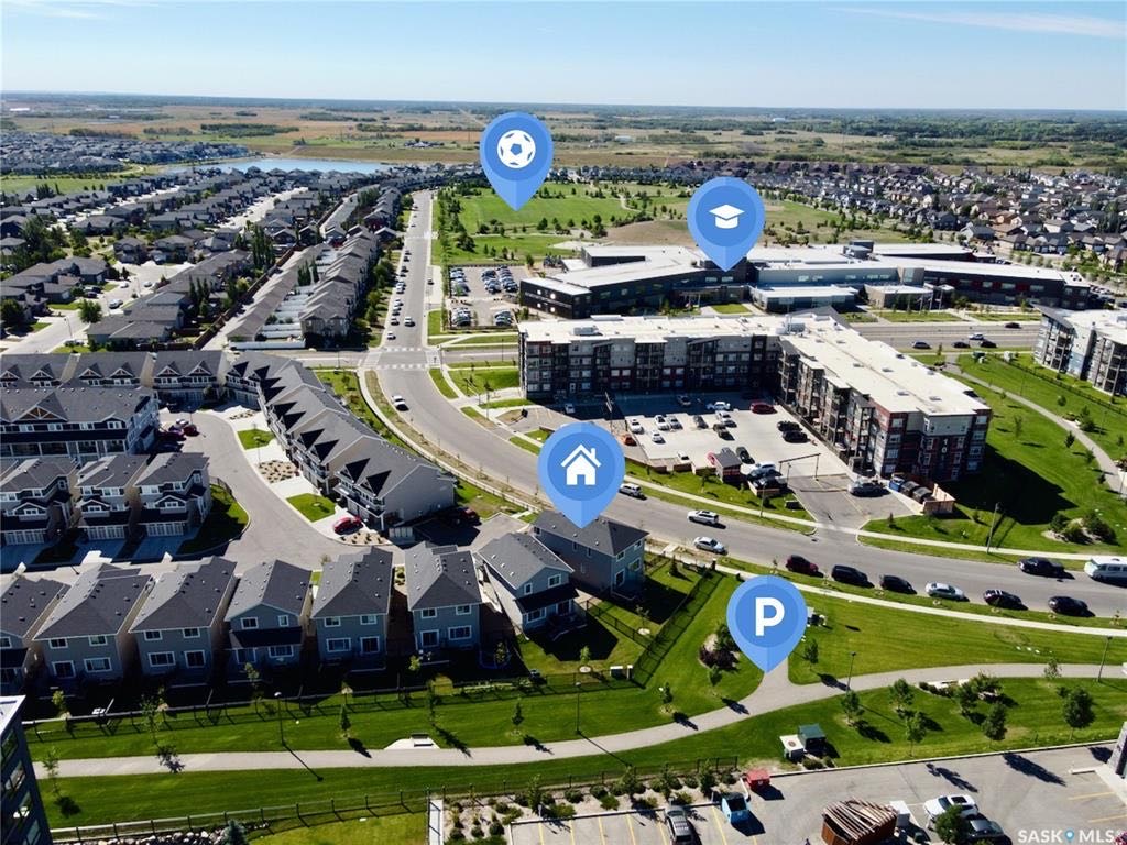 Stonebridge社区位置最方便的两年新、带物业管理的独栋出售，不到$50w!  - 4