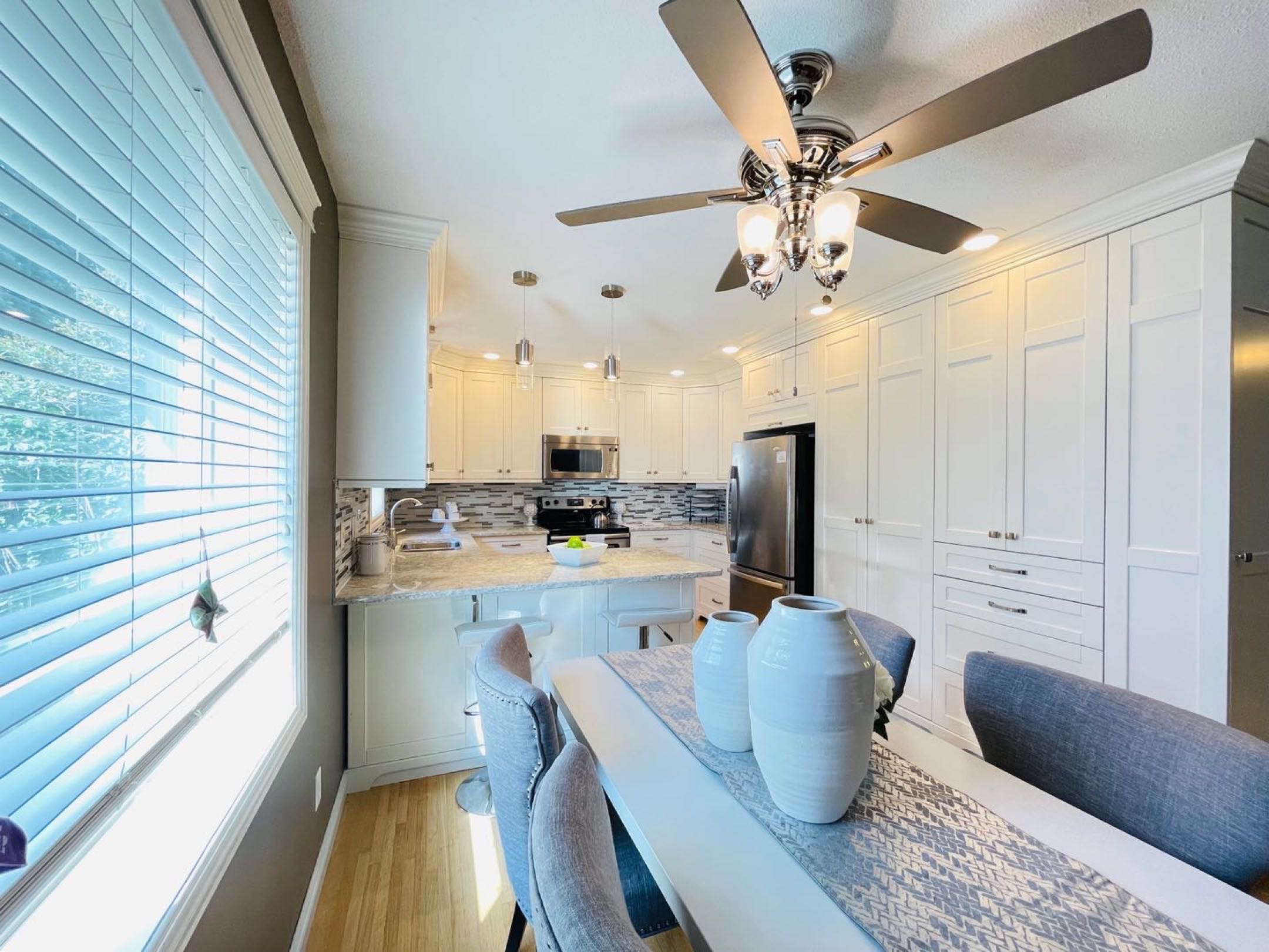 林与唐地产，Lakeview社区，维护超级良好的1600尺精致双层错层独栋出售！3房2卫，加热双车库外加分体单车库！挂牌价仅$449,900 - 7