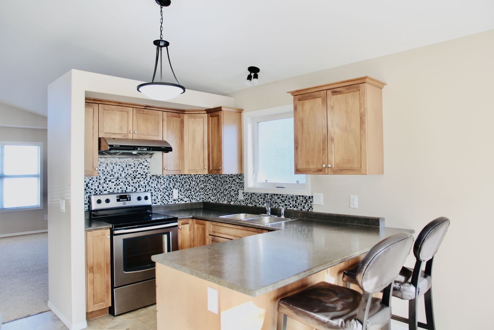 林与唐地产，Stonebridge，5房3卫双车库，高性价比独栋出售 - 2