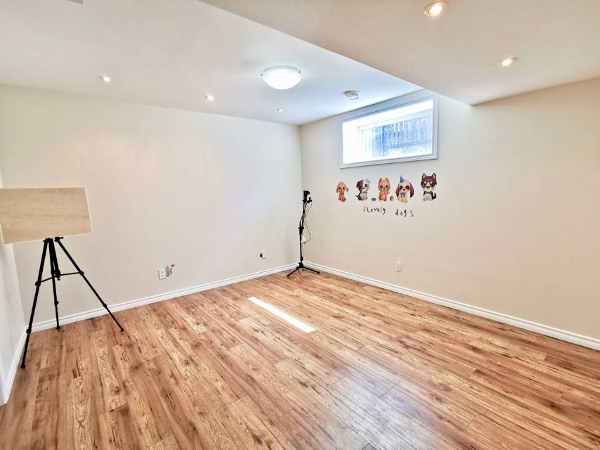 Stonebridge独栋挂牌出售-近小学-地下室已装修-性价比高 - 8