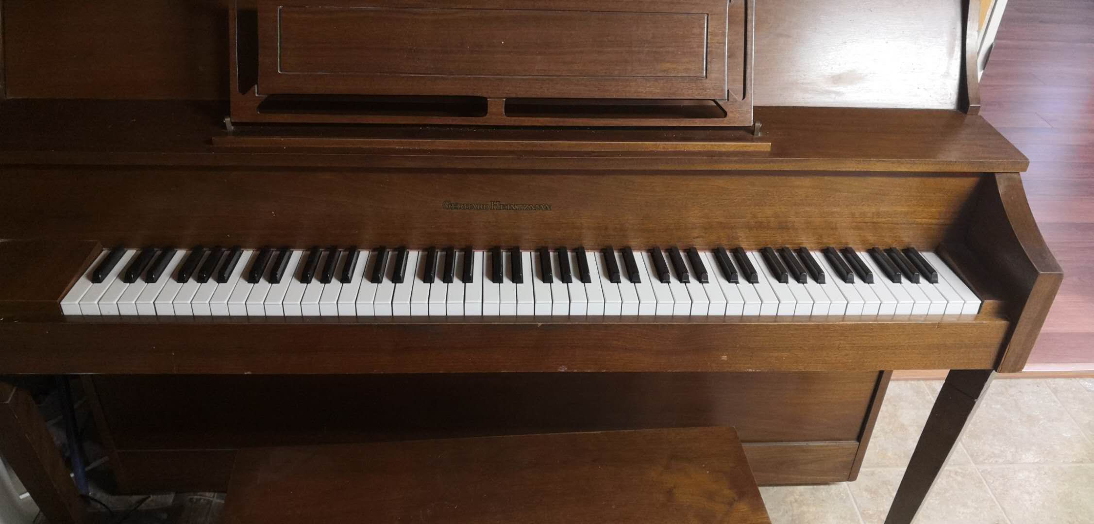钢琴低价出售 - 2