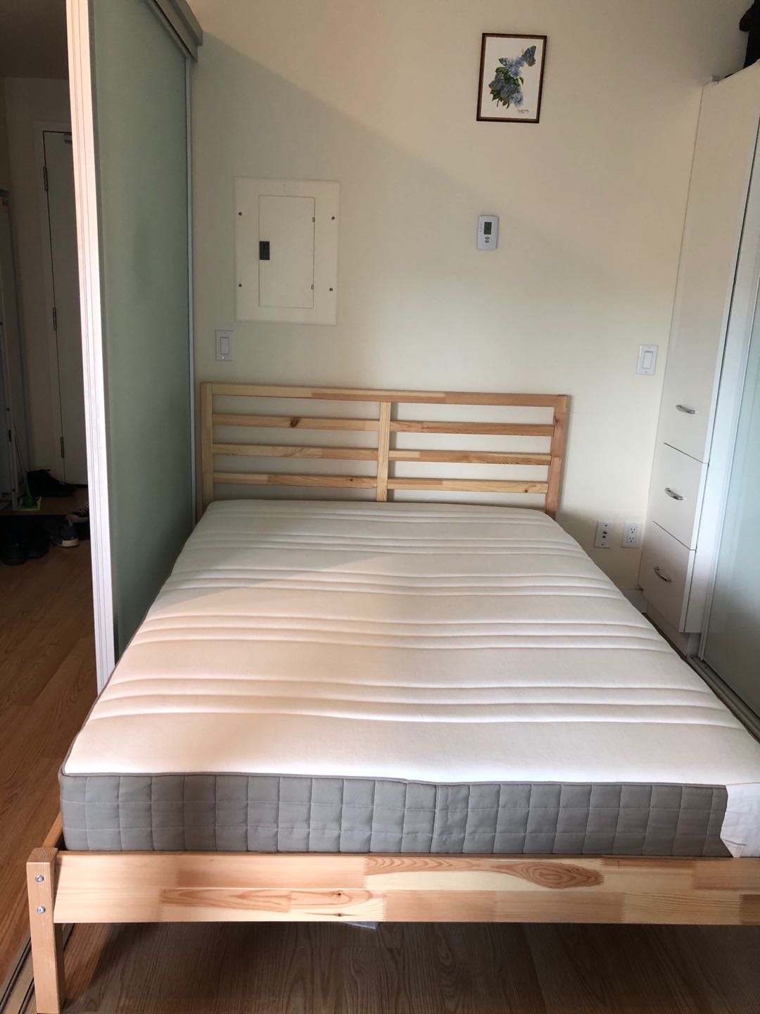 宜家床➕床垫，非常干净
