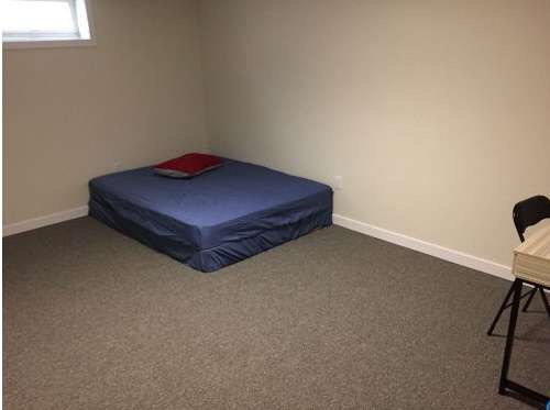 出租离大学最近地下室 - 7