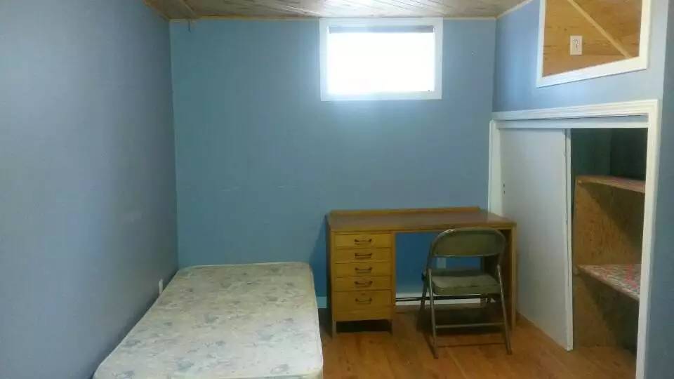 里贾纳大学学区房出租 - 3