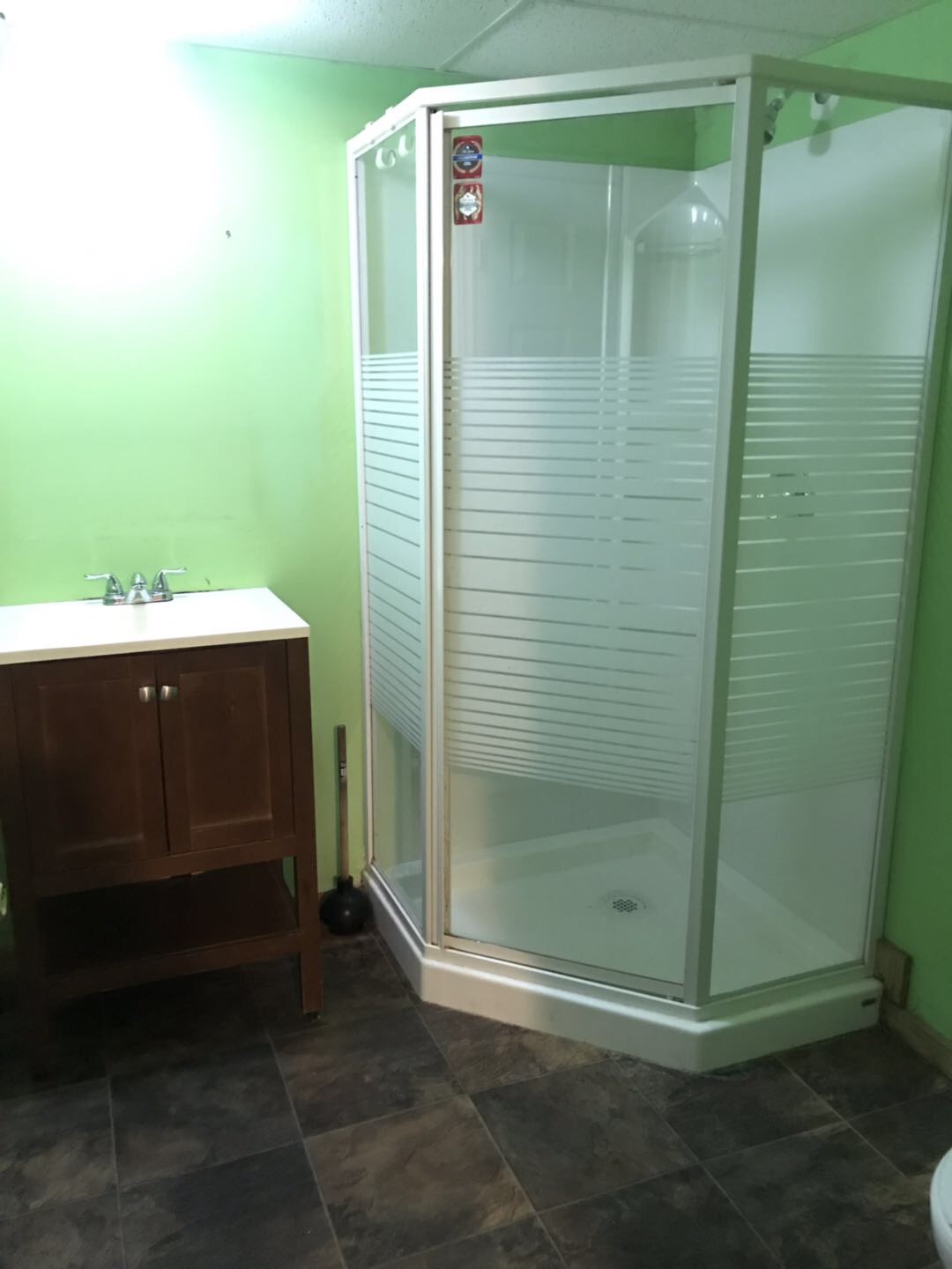 3房一厅2卫房子招租，有车库 - 9