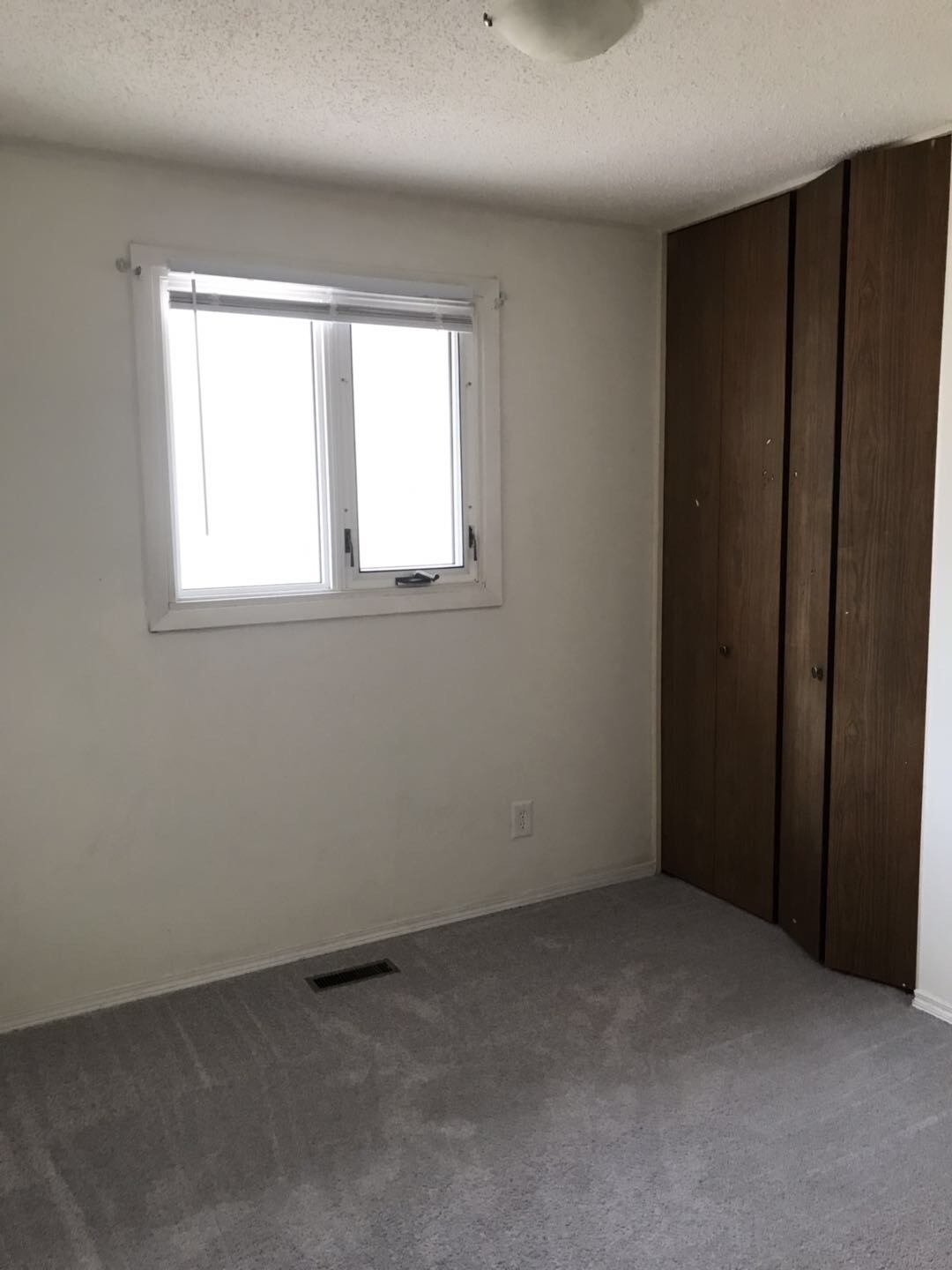 3房一厅2卫房子招租，有车库 - 5