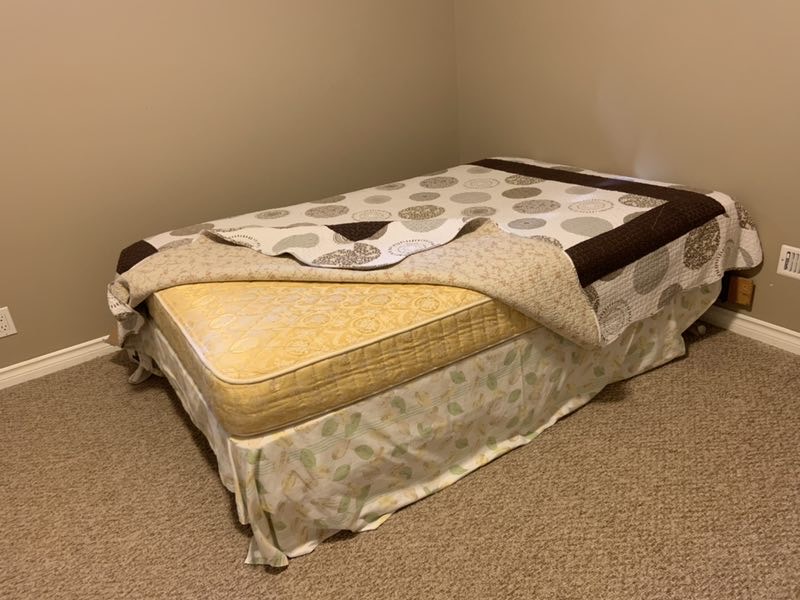 full size 和 twin size 床架/床垫 - 2