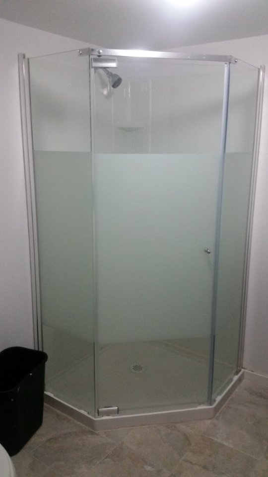 Market Mall 旁独立2室地下室出租 带家具全包 - 9