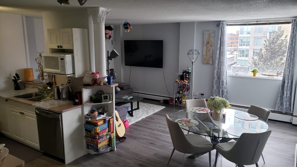 [出租]市中心公寓 - 2臥室連地下停車位 - 3